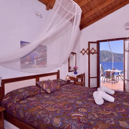 Lejlighed Kaminakia Apartments-adults Only -walk Into A Tranquil Oasis Where Peace & Quiet Are Woven Into Every Breath -nestled Within A Serene Evergreen Cypress Forest, Each Opens Wide To The Endless Sea And A Sunbathed Pool Awaits To Soothe Your Se *